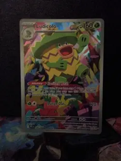 Ludicolo 095/094 Illustration Rare Phantasmal Flames Holo Pokemon Card Near Mint - Image 1