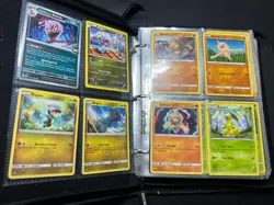 D Dacckit Pokemon Card Binder With Lot Of 320 Cards - Image 4