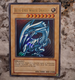 Konami Blue-Eyes White Dragon SDK-001 Ultra Rare Unlimited EN - Image 1