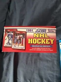 1991-92 Score NHL Hockey Series 1 Bilingual Edition Wax Box - 36 Packs - Image 3