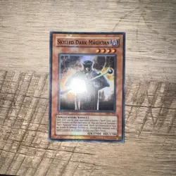 Yu‑Gi‑Oh! Skilled Dark Magician MFC‑065 1st Edition – Near Mint - Image 1