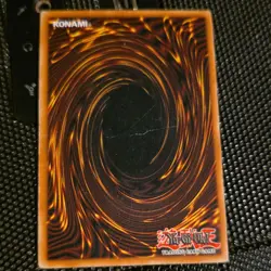 Yu-Gi-Oh! Dark Magician Girl 2005 Collectors Tin Secret Rare Foil CT2-EN004 - Image 2