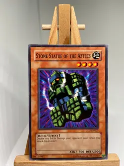 Stone Statue Of The Aztecs - SD7-EN007 - LP - YuGiOh - Image 1