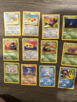 Pokemon TCG Base Set 18-Card Lot 1999 Holo Chansey and Ninetails - Image 3