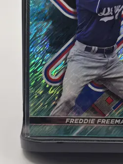 2022 Topps Finest - Freddie Freeman #34 Aqua Shimmer Refractor /175 - Image 4