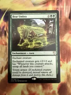 Magic the Gathering - Commander 2018 Bear Umbra - Image 1