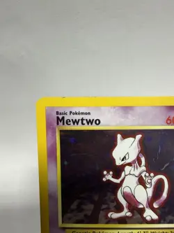 Pokemon TCG Mewtwo 010/102 Base Set Holo Rare MP/HP - Image 2