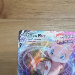 The Pokemon Company Mew VMAX 114/264 Fusion Strike Ultra Rare Holo Eng 310HP - Image 2