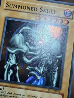 HP Summoned Skull DB1-EN142 Dark Beginning 1 Unlimited Super Rare - Image 5