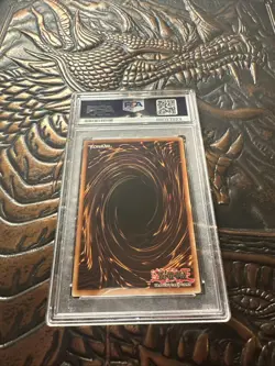 Yu Gi Oh Federschuss 1. Auflage PSA 8 Ultimate Rare 2005 EEN-DE042 - Image 2