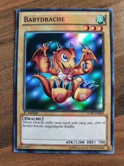 Yu-Gi-Oh! LCJW-DE006 Babydrache Super Rare NM 1st Ed - Image 1