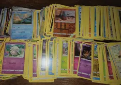 Pokemon Basic Trading Cards Collection - Over 300 cards - Image 2