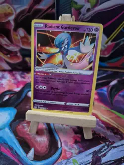 Pokemon TCG Radiant Gardevoir Lost Origin 069/196 Radiant Rare NM Condition - Image 2