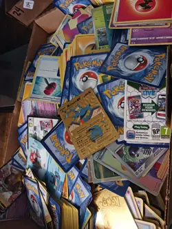 Huge lot of vintage pokemon trading cards. tcg. holo. full art. more. Foreign. - Image 4