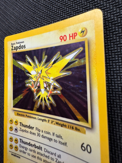 Pokemon TCG Zapdos 16/102 Base Set Unlimited Holo Rare WOTC VTG 1999 MP - Image 2