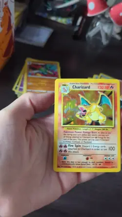 Pokemon Charizard 4/102 Base Set Holo Rare 1999 WOTC Vintage Card - MP - Image 2
