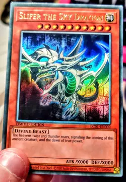Yu-Gi-Oh! Ghost Rare Style Slifer The Sky Dragon - Image 3