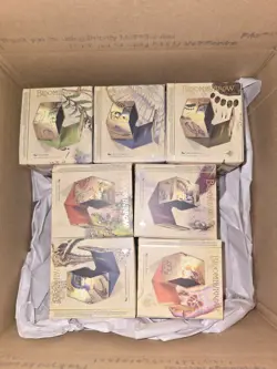 Ultimate Guard Sidewinder Xenoskin Bloomburrow Deck Boxes 100 - Image 3