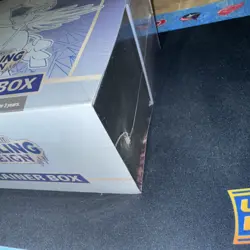 Pokemon TCG Sword & Shield Chilling Reign Elite Trainer Box ETB Sealed New - Image 2
