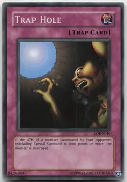 Trap Hole LOB-E046 Super Rare Unlimited Near Mint Yugioh - Image 2