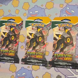 Pokemon TCG Evolving Skies Sealed Booster Pack (3) Umbreon, English - Image 1
