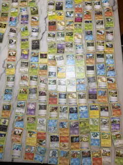Lot Of cards Pokemon 636996769661 - Image 1
