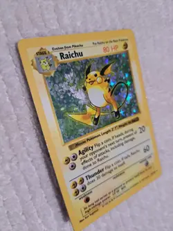Raichu 014/102 Base Set 1st Edition (Shadowless) Holo Pokemon - Image 3