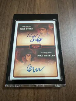 Topps Stranger Things Dual Auto Will Byers & Mike Wheeler - Image 1