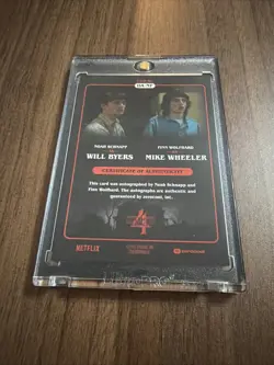 Topps Stranger Things Dual Auto Will Byers & Mike Wheeler - Image 2