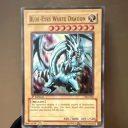 Konami Blue-Eyes White Dragon SDK-001 1st Ed Holo Ultra Rare 3000/2500 - Image 1