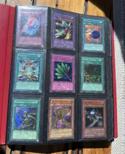Vintage yu gi oh card Lot (1996 KAZUKI TAKAHASHI) - Image 2
