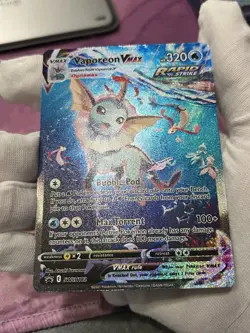 Pokemon TCG Vaporeon VMAX SWSH182 Promo Holo Full Art Damaged - Image 4