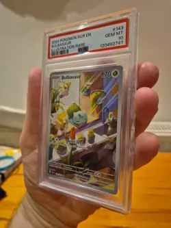 Bulbasaur 143/142 PSA 10 | Pokemon TCG Scarlet & Violet Stellar Crown - Image 3