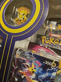 2022 Pokemon TCG Jolteon VMAX Premium Collection Box Factory Sealed - Image 4