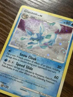 Pokemon Cards Glaceon LV. 44 Majestic Dawn 2008 - Image 3