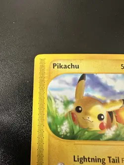 Pikachu 124/165 - Expedition Base Set Regular Basic English 2002 LP - Image 2