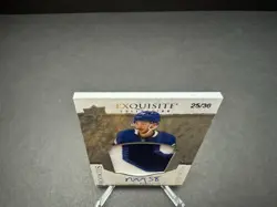 2021-22 Upper Deck Exquisite Collection Michael Bunting Rookie Auto Patch 25/36 - Image 2