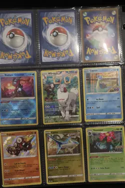 Pokemon 300+ Card Lot | Charizard Binder + Pikachu Mini Binder - Image 5