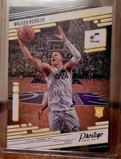 2022-23 Panini Chronicles Asia Prestige WALKER KESSLER Jazz GOLD RC Rookie /10 - Image 1