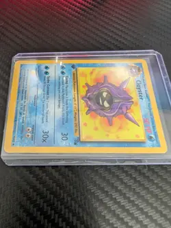 Lot of 4 1st edition fossil and Team Rocket pokemon cards + 1 free mystery card - Image 5