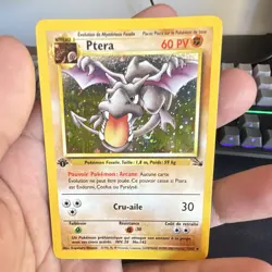 Ptera 1/62 Fossil 1st Edition Holo SWIRL Rare French 1999 Wizards of the Coast - Image 3