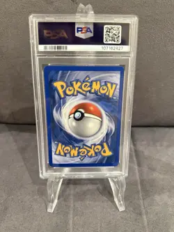 2005 POKEMON EX UNSEEN FORCES #112 UMBREON EX-HOLO PSA 8 - Image 2