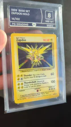 Zapdos 16/102 Base Set Rare Holo Pokemon Card Graded 8 NM-MT - Image 2