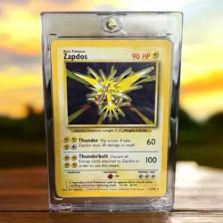 Pokemon TCG Zapdos Holo Rare Card Base Set 16/102, 1999 - Image 1