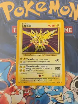 Pokemon TCG Zapdos Holo Rare Card Base Set 16/102, 1999 - Image 1