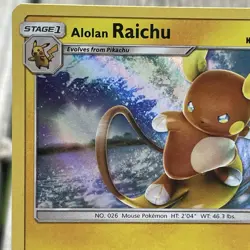 Alolan Raichu 30/30 Holo Alolan Raichu Pokemon LP - Image 3