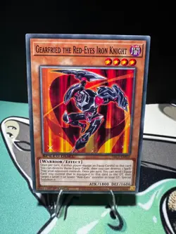 Gearfried the Red-Eyes Iron Knight SBC1-ENI05 Speed Duel: Battle City Yu-Gi-Oh - Image 1