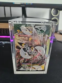 Pokemon TCG Evolving Skies Booster Box 36 Packs New and Sealed + Arcylic Case - Image 3