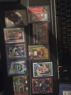 Massive Insert Bundle 70 Football Cards Topps And Panini - Image 5