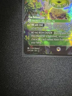Disney Lorcana TCG Alien - True Believer 229/204 Enchanted Full Art Foil EN - Image 4